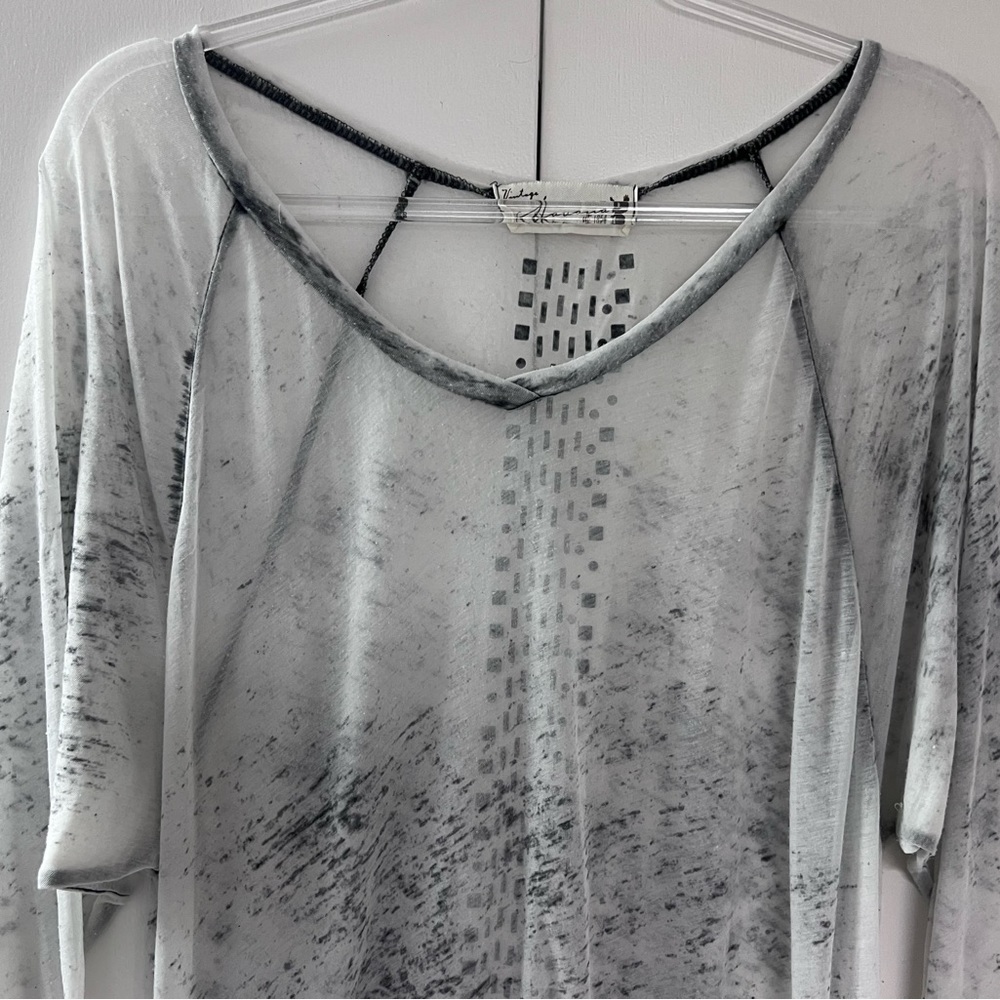 VINTAGE HAVANA Boho Top S Sheer white/dark blue accents silver studs on back